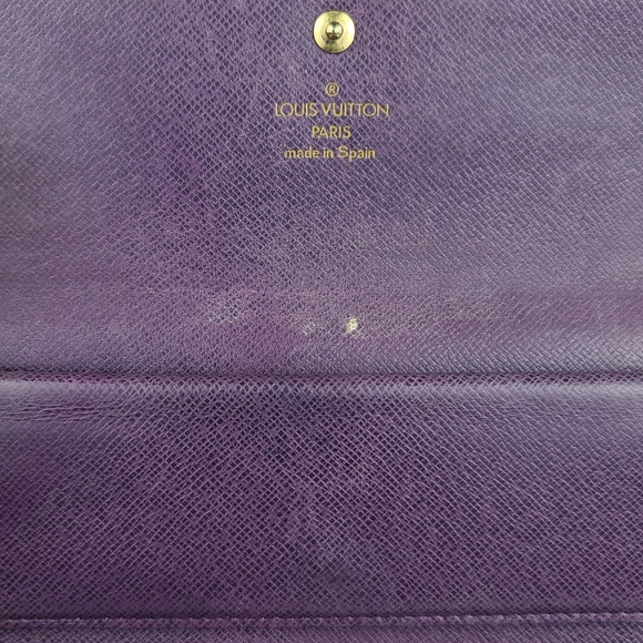 Louis Vuitton Epi Sarah Leather Wallet - Picture 7 of 9
